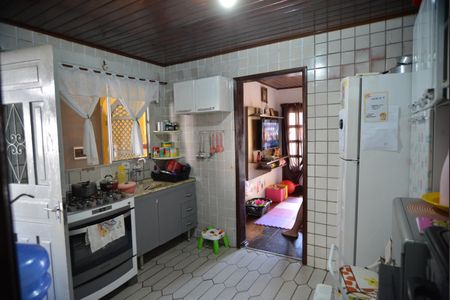 Casa à venda com 230m², 2 quartos e 2 vagasCozinha