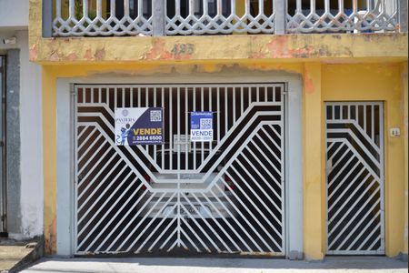 Casa à venda com 230m², 2 quartos e 2 vagasPlaca