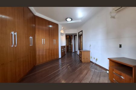 Apartamento para alugar com 200m², 4 quartos e 3 vagasSuíte 1