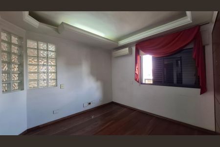 Apartamento para alugar com 200m², 4 quartos e 3 vagasQuarto 