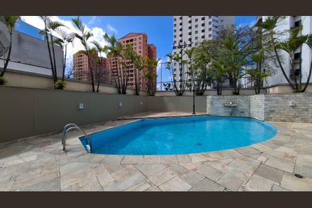 Apartamento para alugar com 200m², 4 quartos e 3 vagasÁrea comum - Piscina