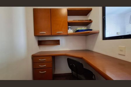 Apartamento para alugar com 200m², 4 quartos e 3 vagasEscritório