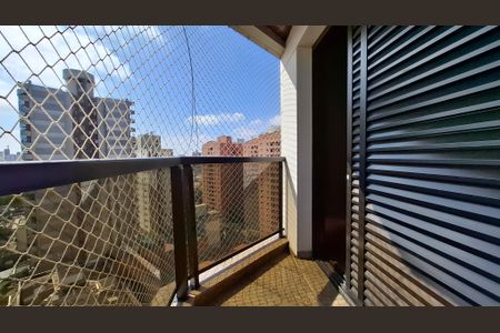 Apartamento para alugar com 200m², 4 quartos e 3 vagasVaranda Suíte 1