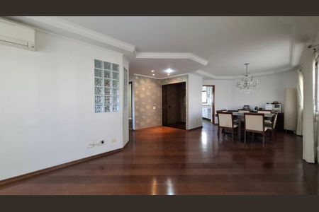 Apartamento para alugar com 200m², 4 quartos e 3 vagasSala