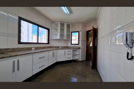 Apartamento para alugar com 200m², 4 quartos e 3 vagasEscritório