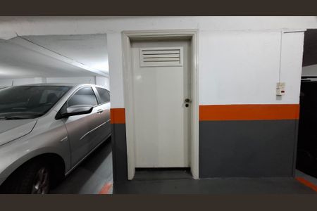 Apartamento para alugar com 200m², 4 quartos e 3 vagasDepósito Garagem