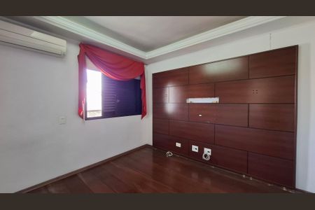 Apartamento para alugar com 200m², 4 quartos e 3 vagasQuarto 