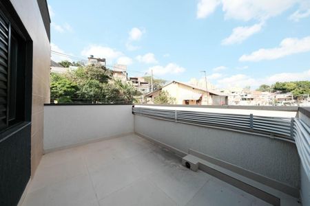 Apartamento à venda com 64m², 2 quartos e sem vagaVaranda