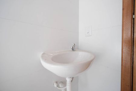 Apartamento à venda com 64m², 2 quartos e sem vagaBanheiro Social