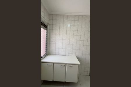 Apartamento para alugar com 77m², 3 quartos e 1 vagaÁrea de Serviço