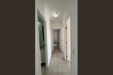 Apartamento para alugar com 77m², 3 quartos e 1 vagaCorredor