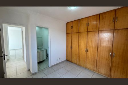 Apartamento para alugar com 77m², 3 quartos e 1 vagaSuíte