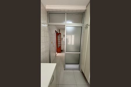 Apartamento para alugar com 77m², 3 quartos e 1 vagaÁrea de Serviço