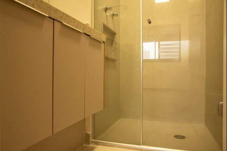 Apartamento para alugar com 39m², 1 quarto e sem vagaBanheiro da Suíte