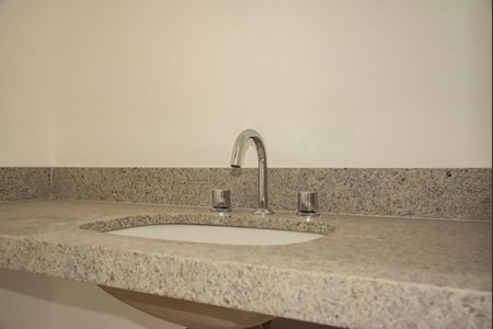 Apartamento para alugar com 66m², 2 quartos e 1 vagaBanheiro 