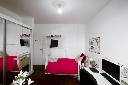 Apartamento à venda com 145m², 4 quartos e 3 vagasQuarto 3