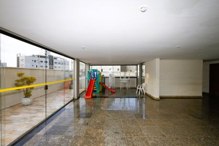 Apartamento à venda com 145m², 4 quartos e 3 vagasÁrea comum - Salão de festas