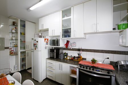 Apartamento à venda com 145m², 4 quartos e 3 vagasCozinha