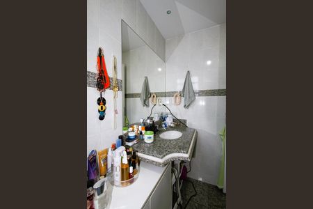 Apartamento à venda com 145m², 4 quartos e 3 vagasBanheiro da Suíte