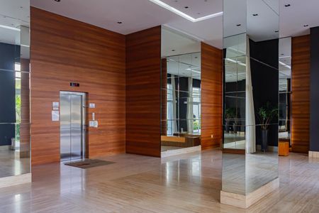 Apartamento à venda com 159m², 4 quartos e 2 vagasHall social