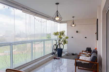 Apartamento à venda com 159m², 4 quartos e 2 vagasVaranda gourmet