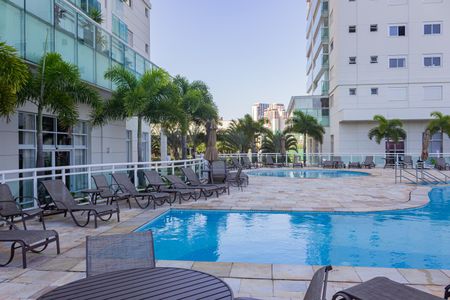 Apartamento à venda com 159m², 4 quartos e 2 vagasÁrea comum - Piscina