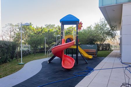 Apartamento à venda com 159m², 4 quartos e 2 vagasÁrea comum - Playground