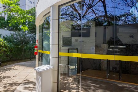 Apartamento à venda com 159m², 4 quartos e 2 vagasÁrea comum - Churrasqueira