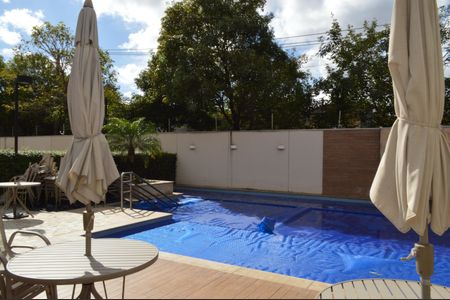 Apartamento à venda com 87m², 2 quartos e 2 vagasÁrea comum - Piscina