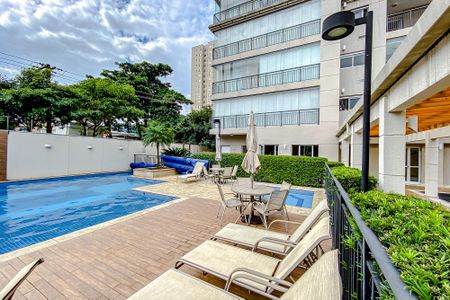 Apartamento à venda com 87m², 2 quartos e 2 vagasÁrea comum - Piscina