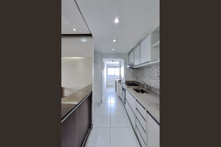 Apartamento à venda com 87m², 2 quartos e 2 vagasCozinha