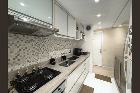 Apartamento à venda com 87m², 2 quartos e 2 vagasCozinha