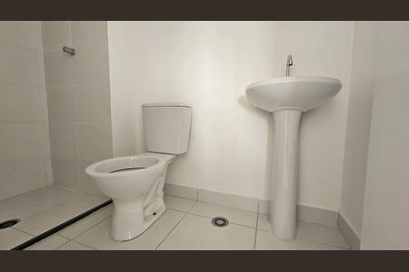 Apartamento para alugar com 32m², 2 quartos e sem vagaBanheiro