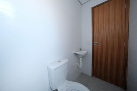 Apartamento à venda com 42m², 2 quartos e sem vagaBanheiro