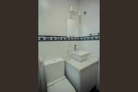 Apartamento à venda com 150m², 4 quartos e 2 vagas Apartamento à venda com 150m², 4 quartos e 2 vagasBanheiro da Suíte