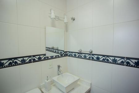 Apartamento à venda com 150m², 4 quartos e 2 vagas Apartamento à venda com 150m², 4 quartos e 2 vagasBanheiro da Suíte