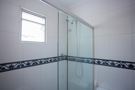 Apartamento à venda com 150m², 4 quartos e 2 vagas Apartamento à venda com 150m², 4 quartos e 2 vagasBanheiro da Suíte