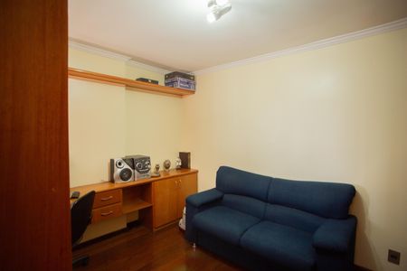 Apartamento à venda com 150m², 4 quartos e 2 vagas Apartamento à venda com 150m², 4 quartos e 2 vagasEscritório