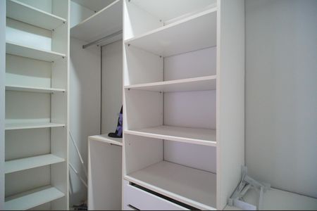 Casa para alugar com 200m², 4 quartos e 1 vagaCloset da suíte