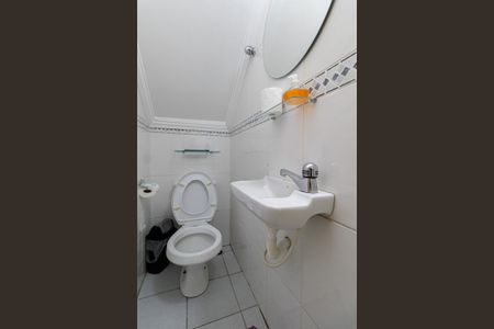 Casa à venda com 90m², 2 quartos e 2 vagas Casa à venda com 90m², 2 quartos e 2 vagasLavabo