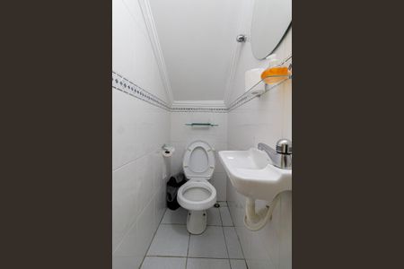 Casa à venda com 90m², 2 quartos e 2 vagas Casa à venda com 90m², 2 quartos e 2 vagasLavabo