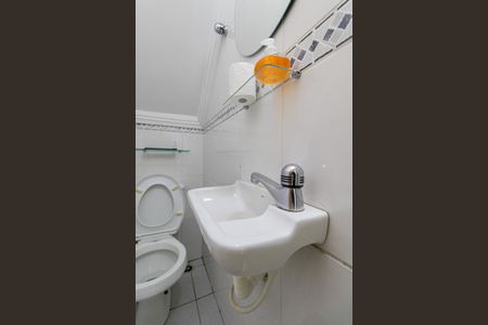 Casa à venda com 90m², 2 quartos e 2 vagas Casa à venda com 90m², 2 quartos e 2 vagasLavabo