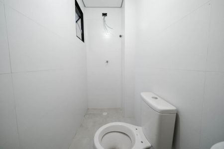 Apartamento à venda com 42m², 2 quartos e sem vagaBanheiro