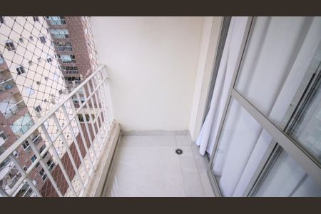 Apartamento à venda com 64m², 3 quartos e 1 vagaVaranda