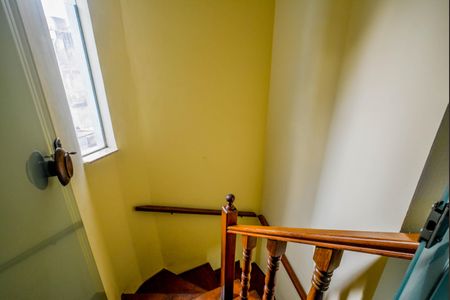 Casa para alugar com 401m², 4 quartos e 5 vagasEscada