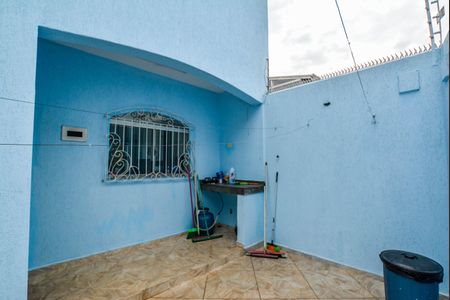Casa para alugar com 401m², 4 quartos e 5 vagasQuintal