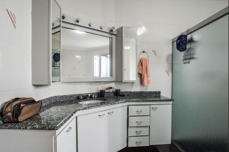 Casa para alugar com 401m², 4 quartos e 5 vagasBanheiro da Suíte 2