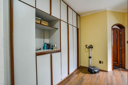 Casa para alugar com 401m², 4 quartos e 5 vagasSuíte 1