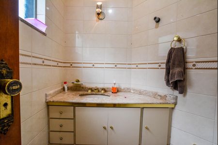 Casa para alugar com 401m², 4 quartos e 5 vagasLavabo