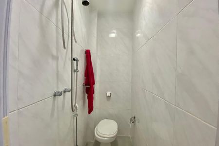 Apartamento para alugar com 150m², 2 quartos e 1 vaga Apartamento para alugar com 150m², 2 quartos e 1 vagaBanheiro de Serviço